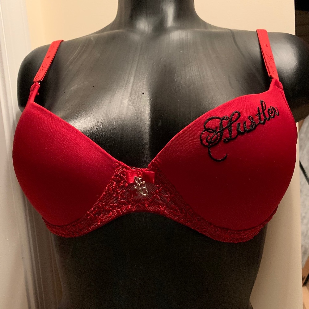Red Hustler Bra (NEW) 2/$50